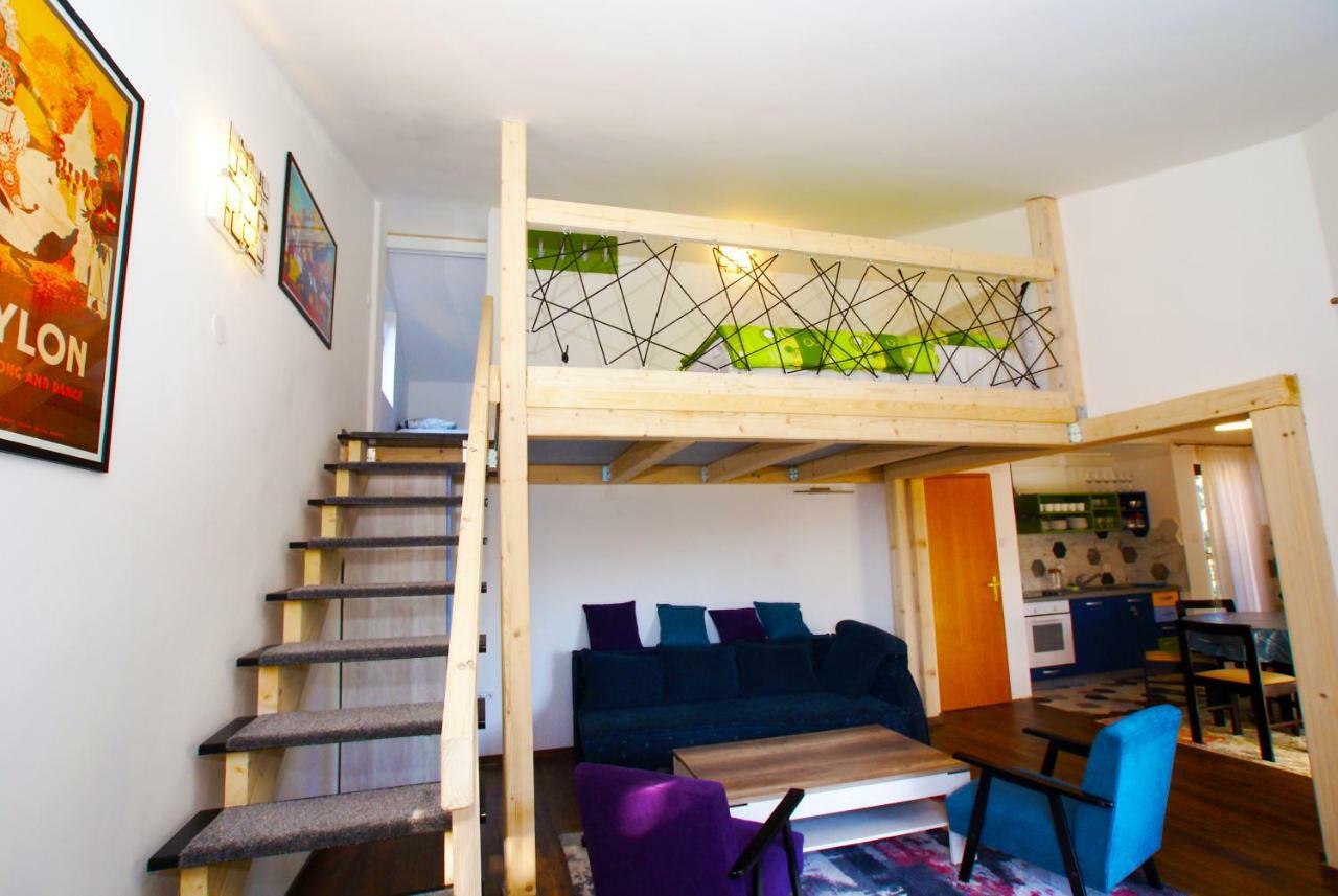 Olive Groove Apartment