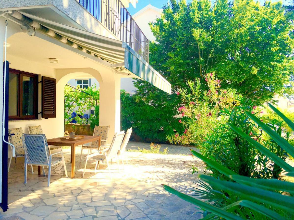 Olive Groove Apartment *